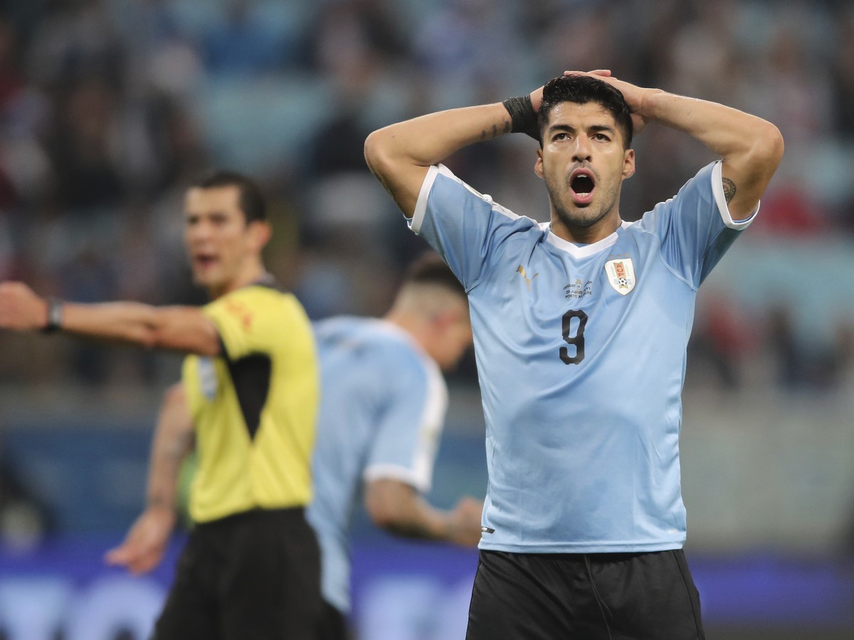 Luís Suárez po premrhanej príležitosti v zápase s Japonskom