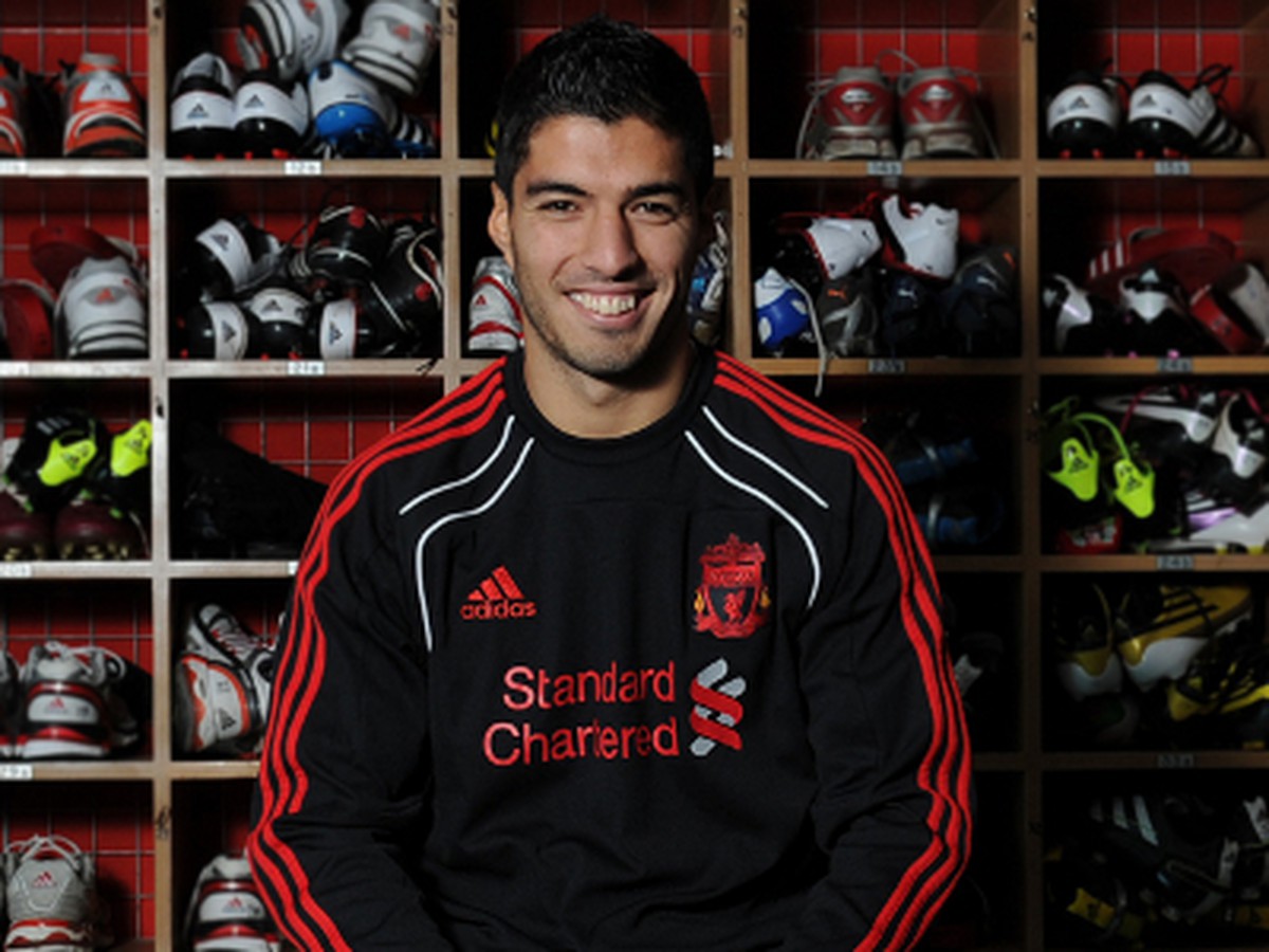 Luis Suarez v Liverpoole