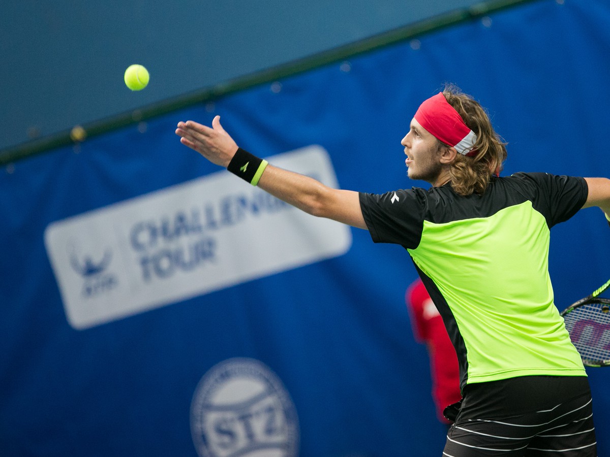 Slovenský tenista Lukáš Lacko počas finále dvojhry mužov na turnaji ATP Challenger Tour Peugeot Slovak Open