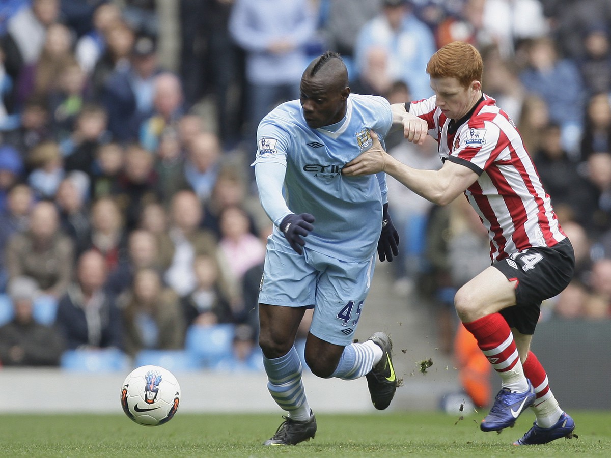 Mario Balotelli a Jack Colback