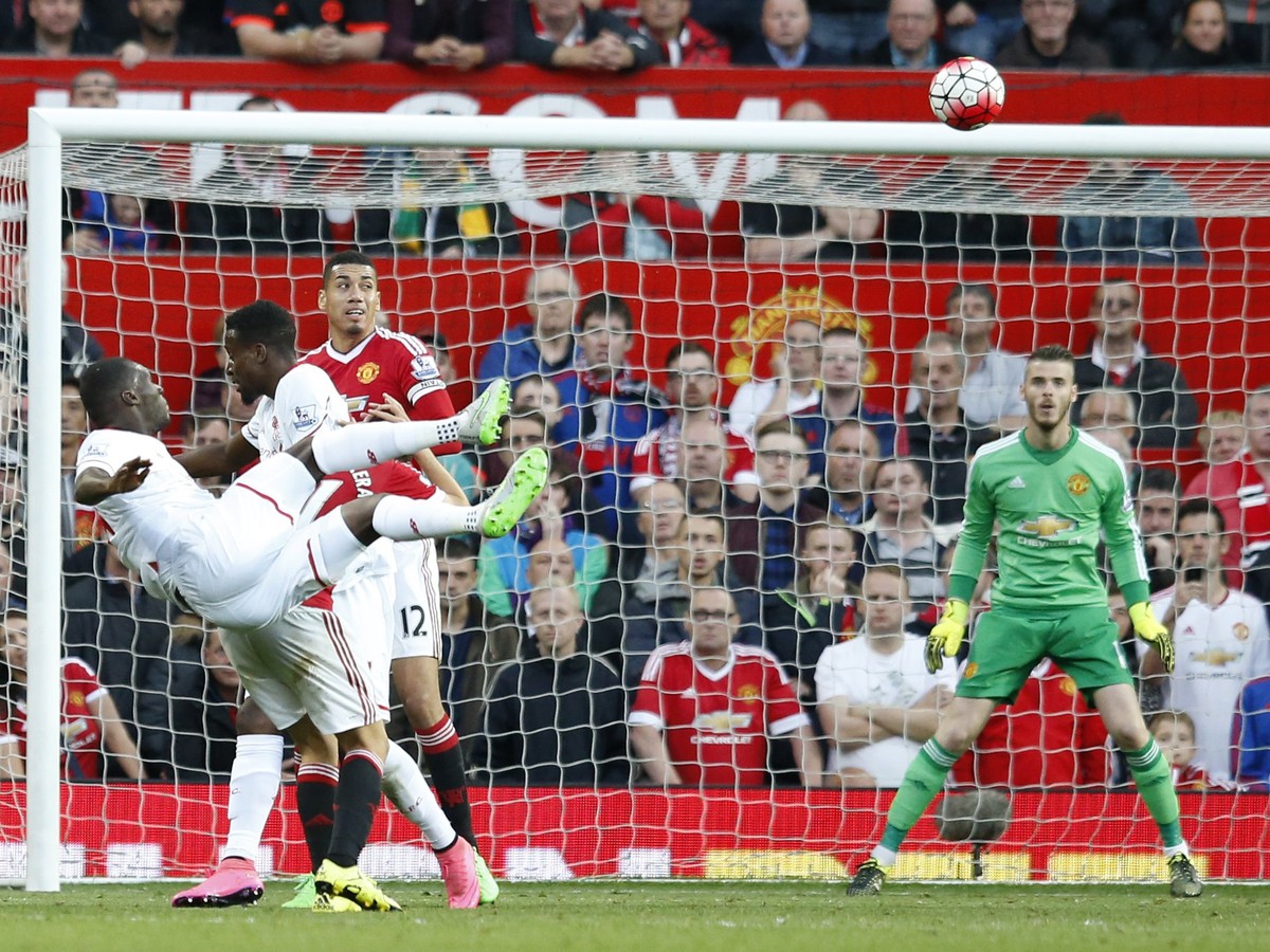 Christian Benteke strelil United naozaj ukážkový gól nožnicami