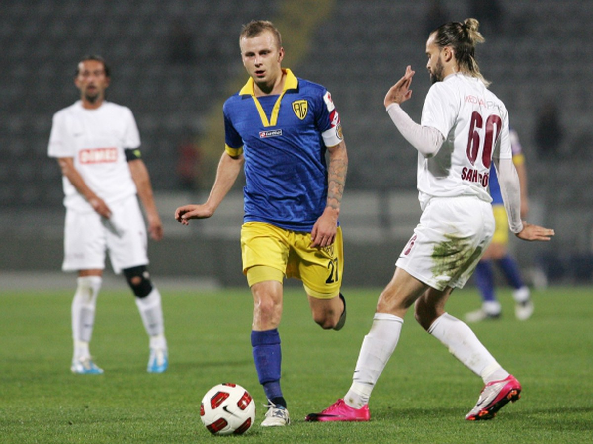 Marek Sapara