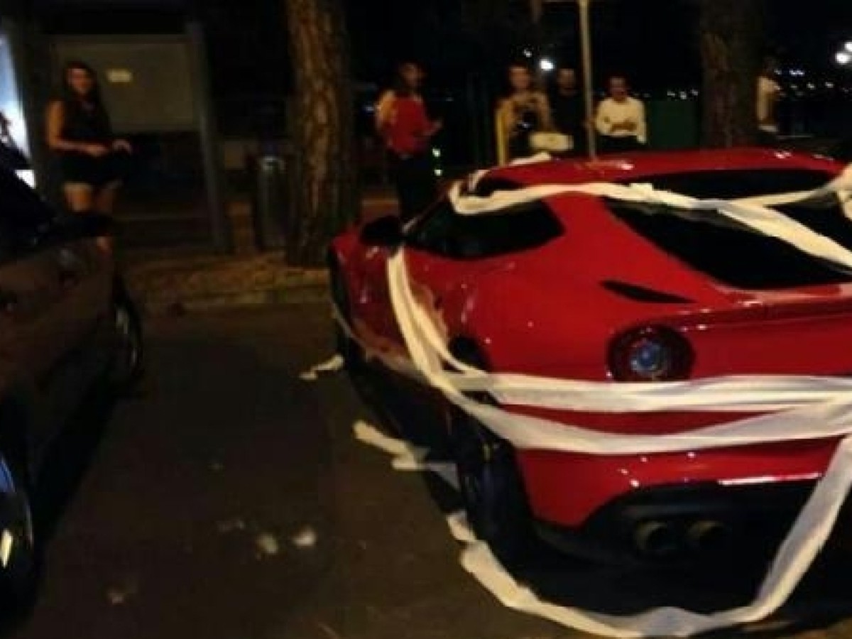 Balotelliho auto takto doriadili nahnevaní fanúšikovia