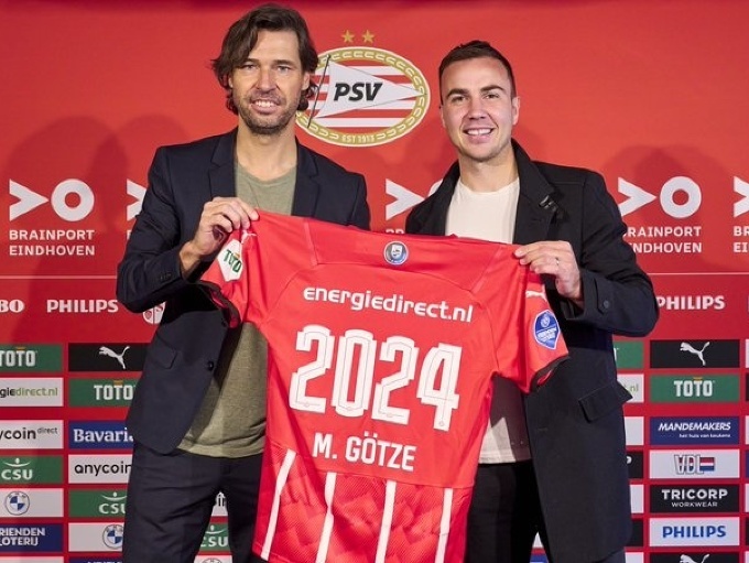Mario Götze predĺžil zmluvu s PSV Eindhoven do júna 2024