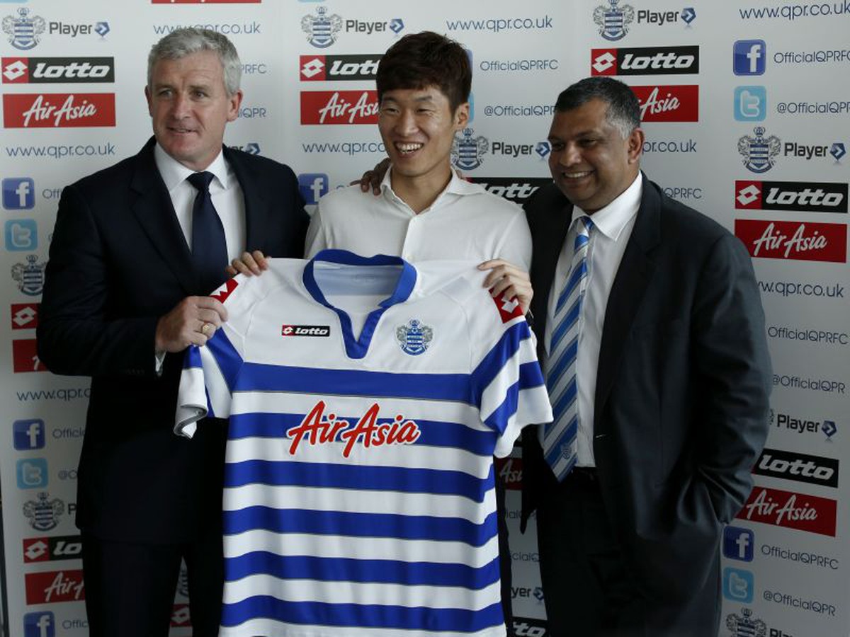 Mark Hughes, Park Ji-sung a Tony Fernandes