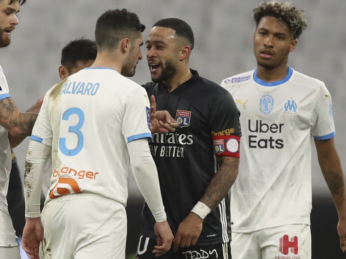 VIDEO Lyon nevyužil šancu preskočiť PSG, Lille len remizovalo so Štrasburgom