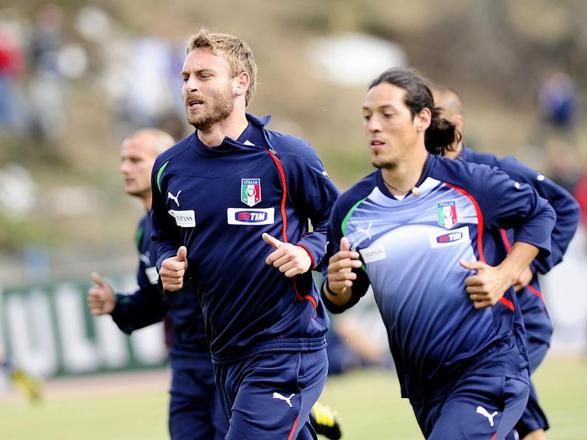 Camoranesi a De Rossi na tréningu