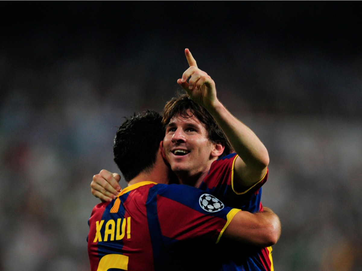 Messi a Xavi sa tešia z výhry