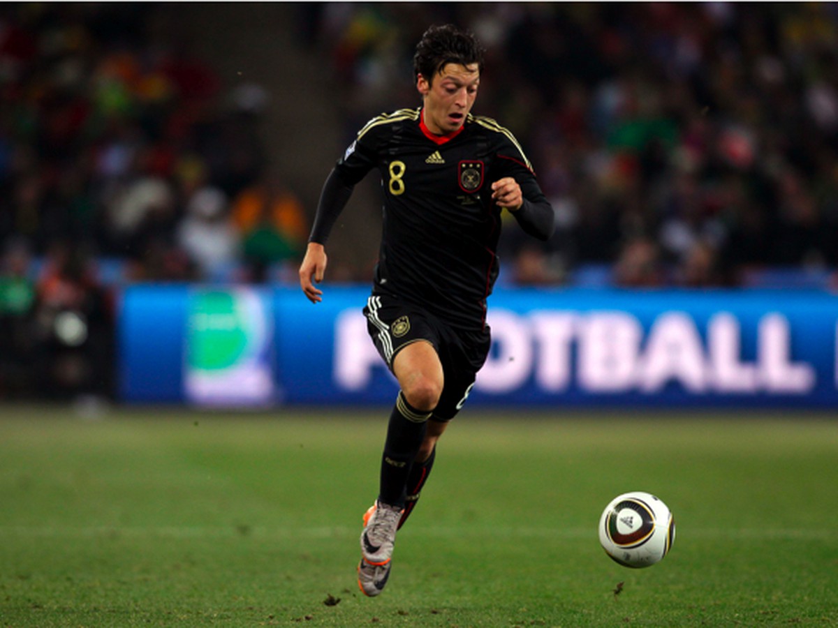 Mesut Özil
