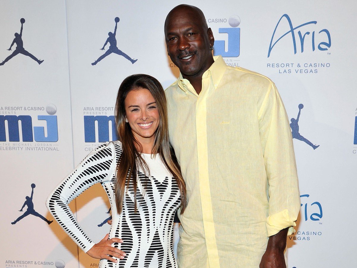 Michael Jordan a jeho manželka Yvette Prieto