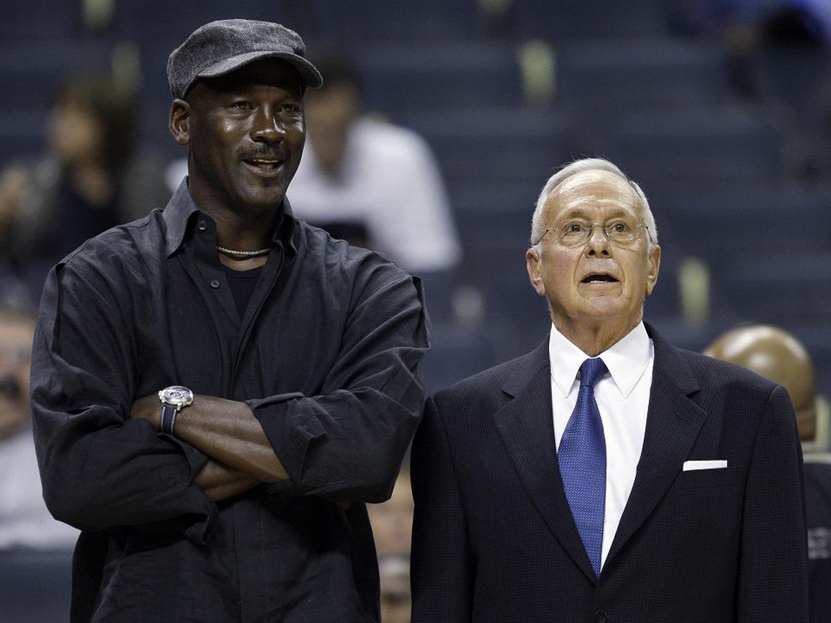 Michael Jordan je novým majiteľom Bobcats