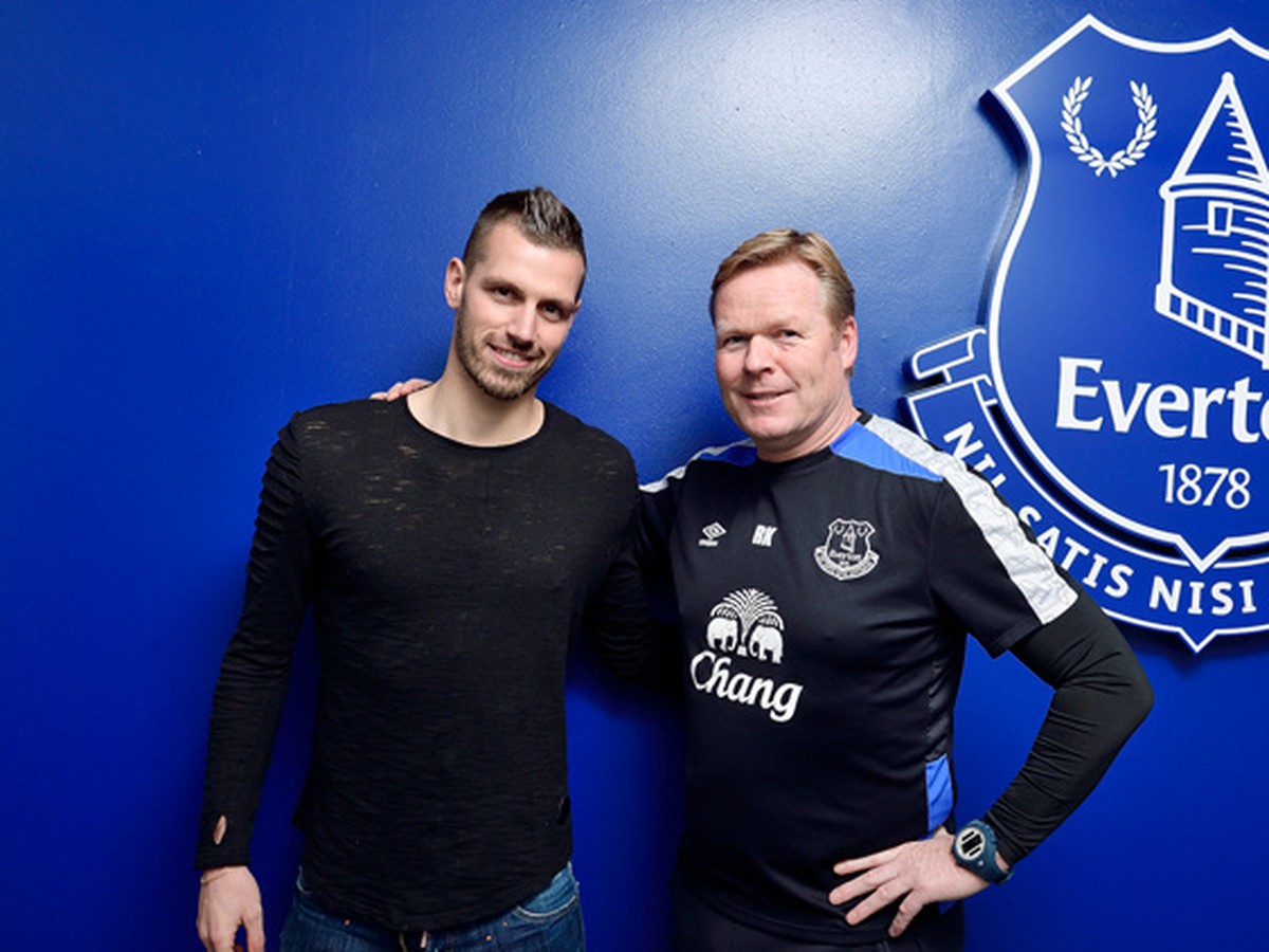 Morgan Schneiderlin sa oficiálne stalo novou posilou Evertonu