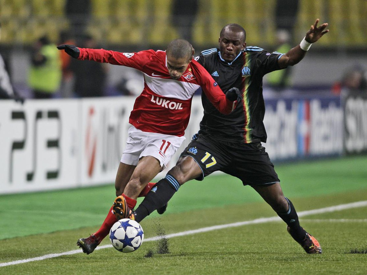 Welliton a Stephane Mbia