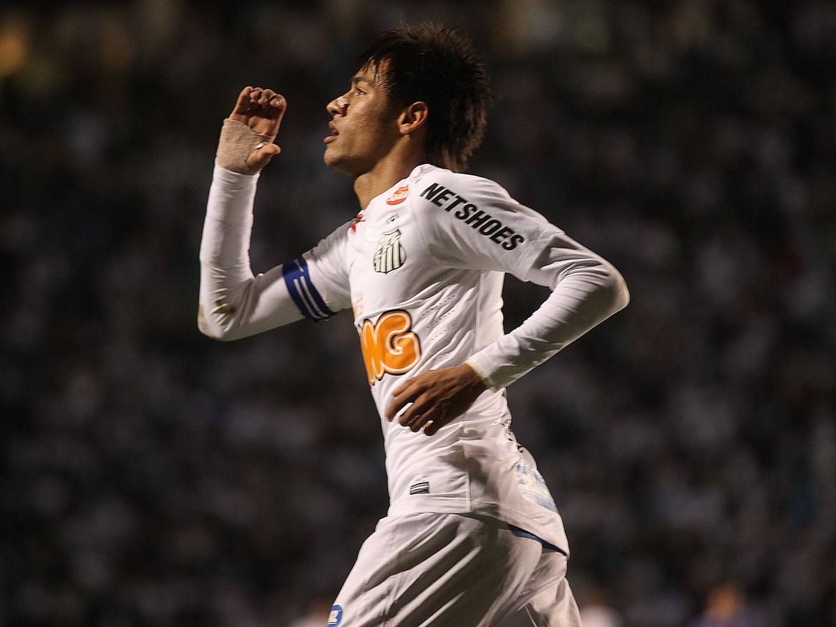 Neymar da Silva Santos Júnior v drese Santosu