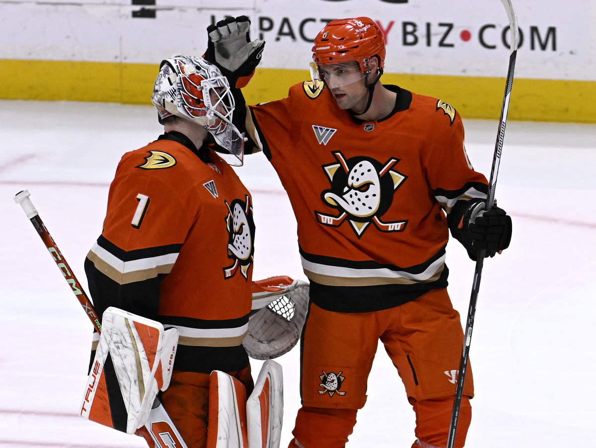 Lukáš Dostál a Brian Dumoulin