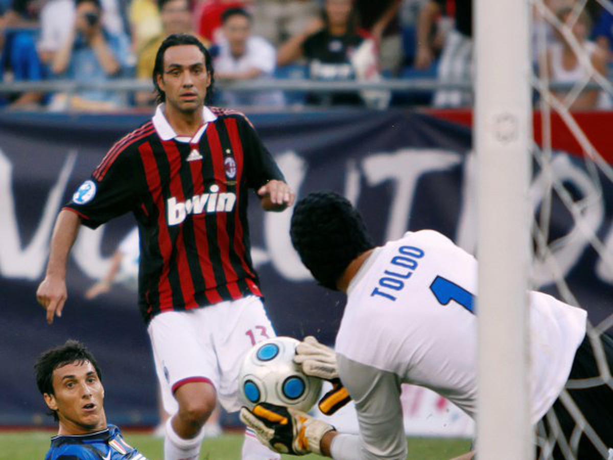 Nicolas Burdisso, Nesta, 