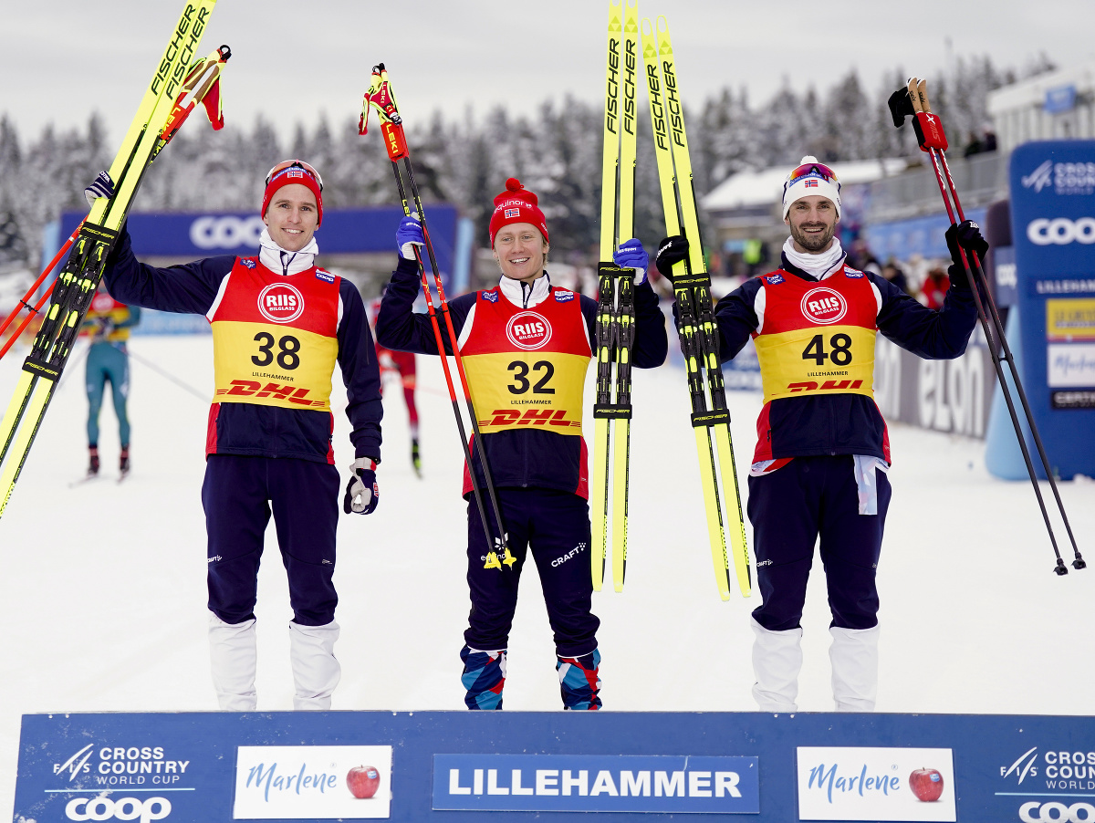 Nórski bežci na lyžich oslavujú triumf