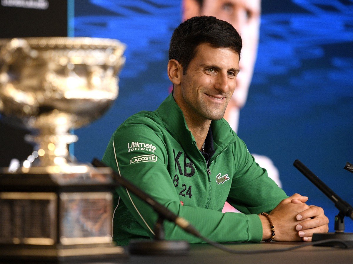 Novak Djokovič počas tlačovej konferencie po finále Australian Open 2020