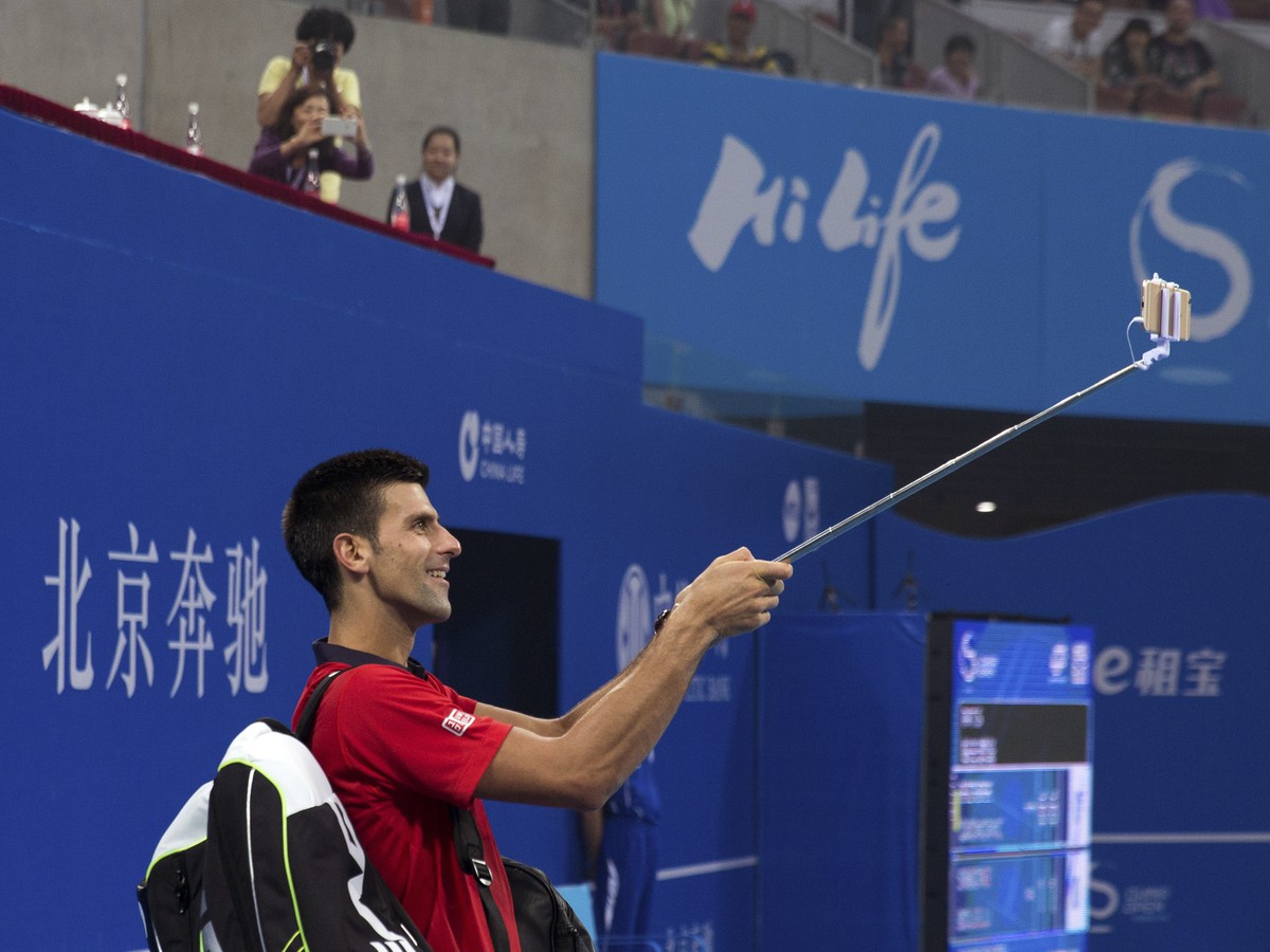 Novak Djokovič si spravil selfie po výhre na turnaji v Pekingu.