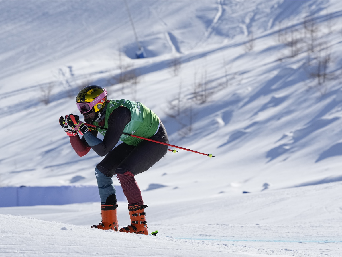 Švajčiarsky akrobatický lyžiar Ryan Regez triumfoval v piatkovom skikrose na ZOH 2022 v Pekingu