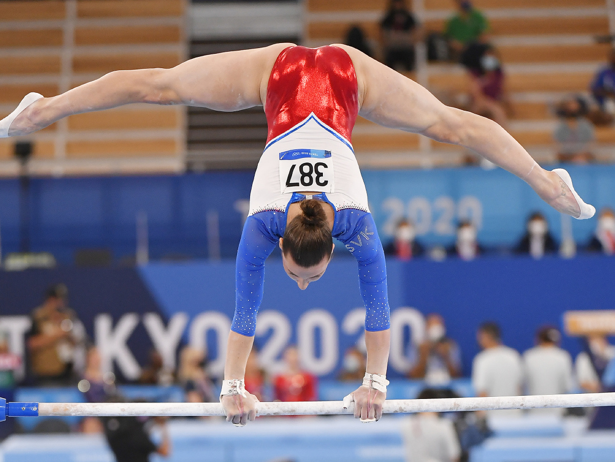 Na snímke slovenská športová gymnastka Barbora Mokošová súťaží počas kvalifikácie viacboja