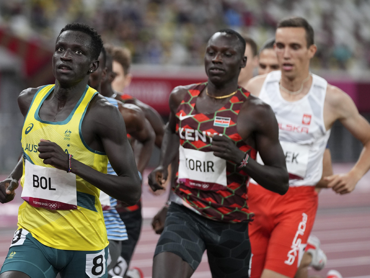 Emmanuel Korir z Kene získal na OH v Tokiu zlatú medailu v behu na 800 metrov