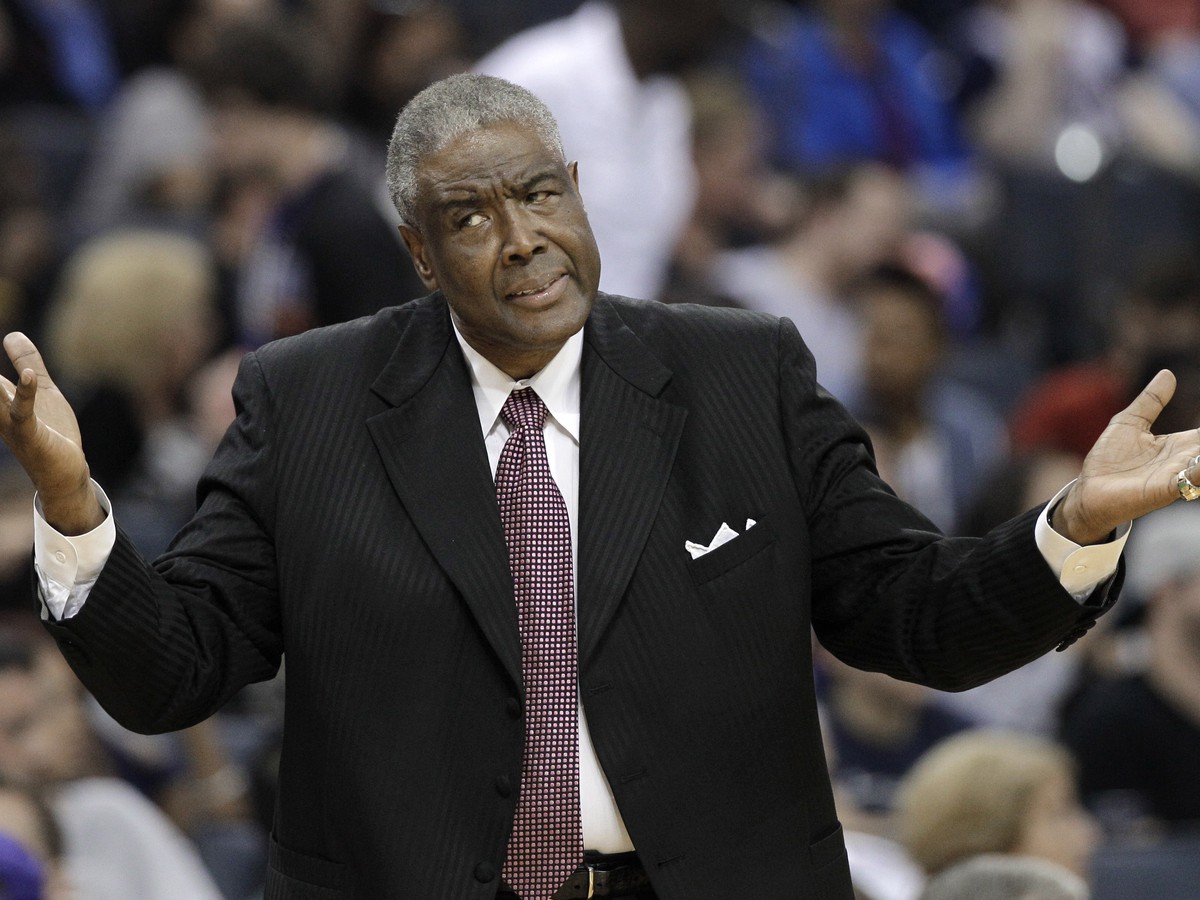 Paul Silas končí na lavičke Charlotte Bobcats