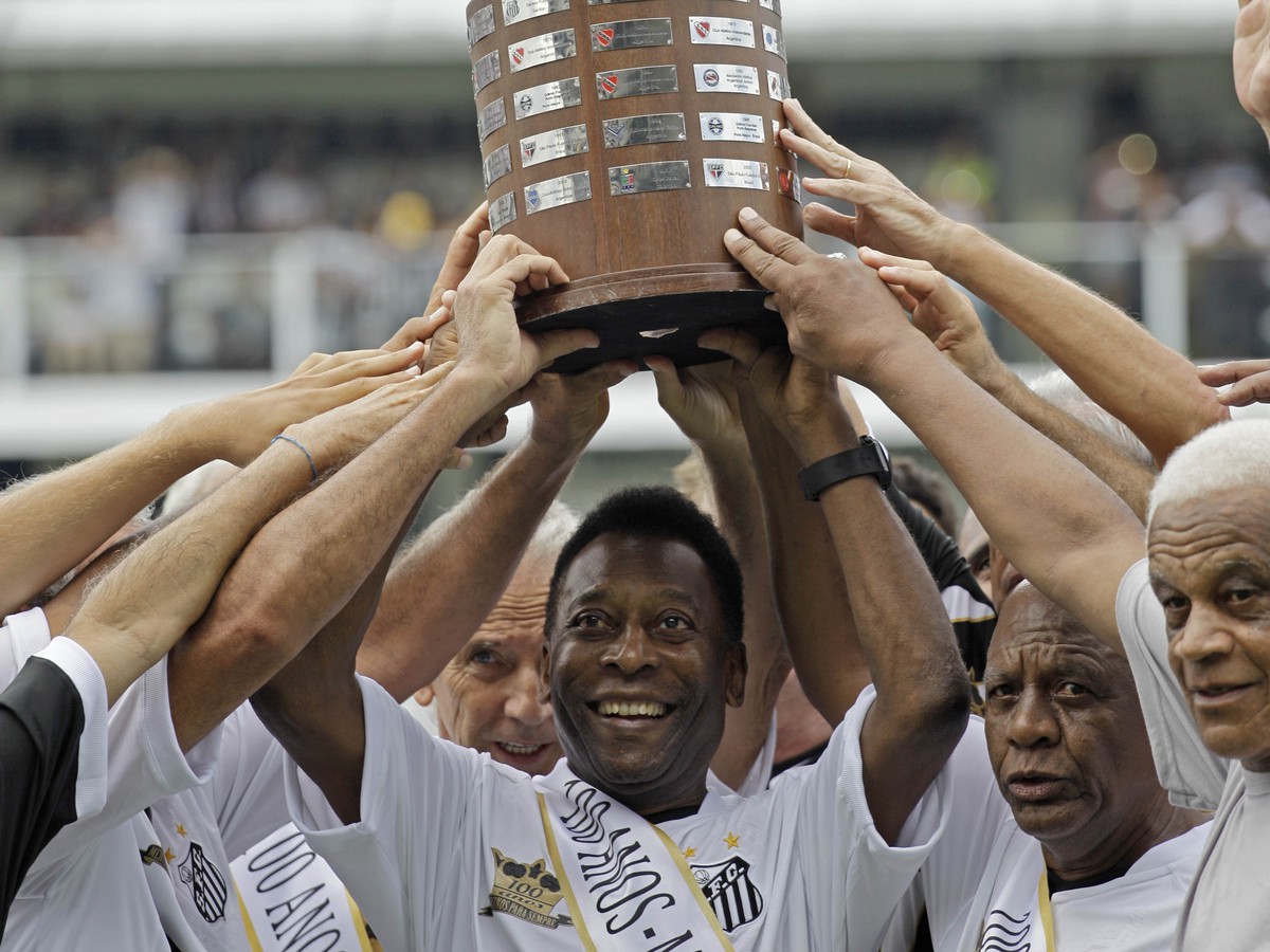 Brazílčan Pelé bol hlavnou hviezdou osláv
