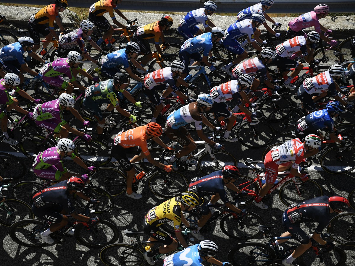 Cyklisti počas 8. etapy Giro d'Italia