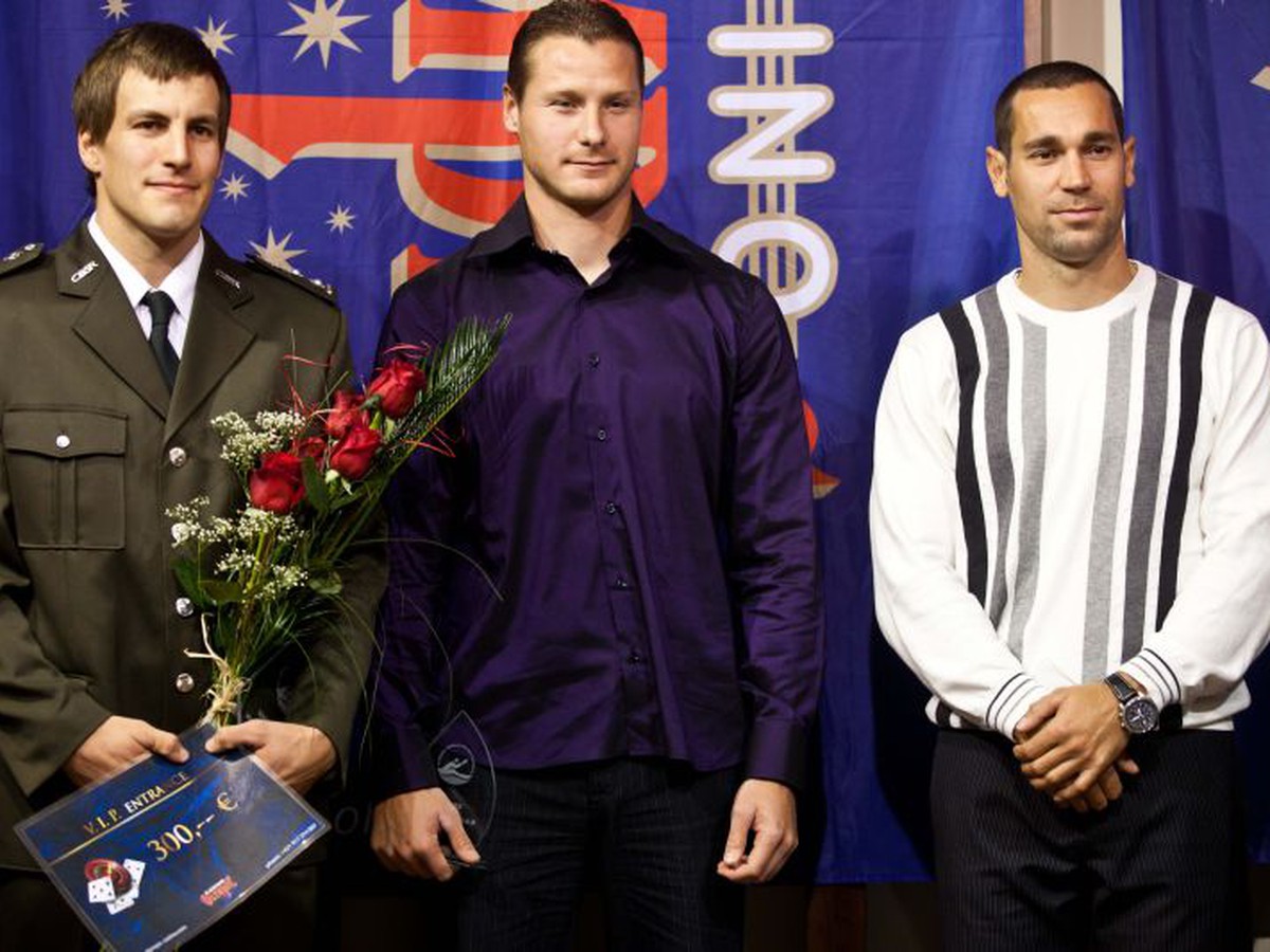 Peter Gelle, Erik Vlček