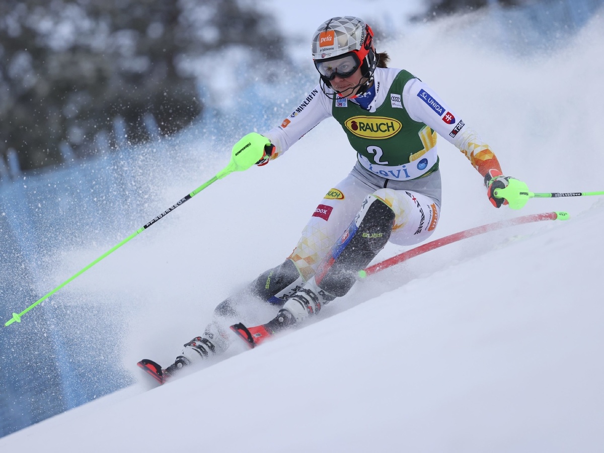 Slovenka Petra Vlhová počas slalomu Svetového pohára alpských lyžiarok