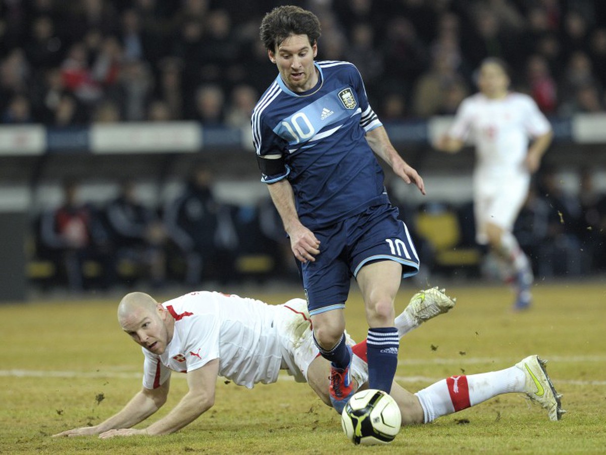 Philippe Senderos a Lionel Messi