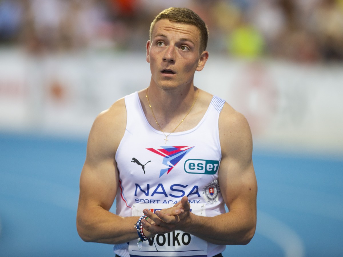 Na snímke slovenský reprezentant Ján Volko počas finále mužov v behu na 100 metrov na 54. ročníku atletického mítingu PTS v Šamoríne