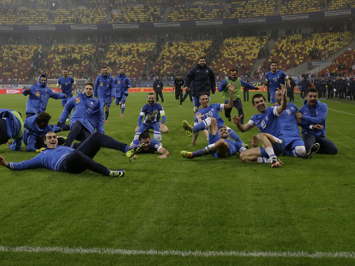 Radosť Grékov po zápase v Rumunsku