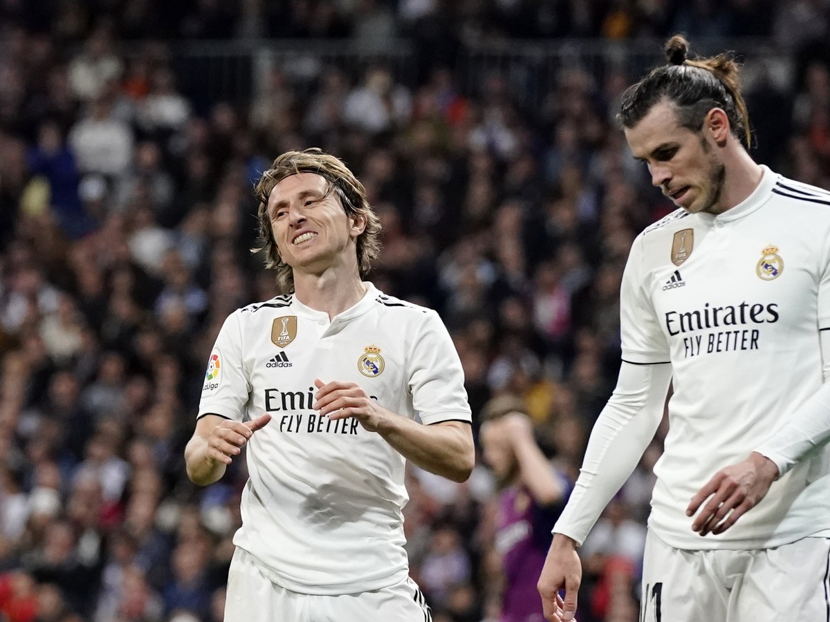 Frustrovaní Luka Modrič a Gareth Bale
