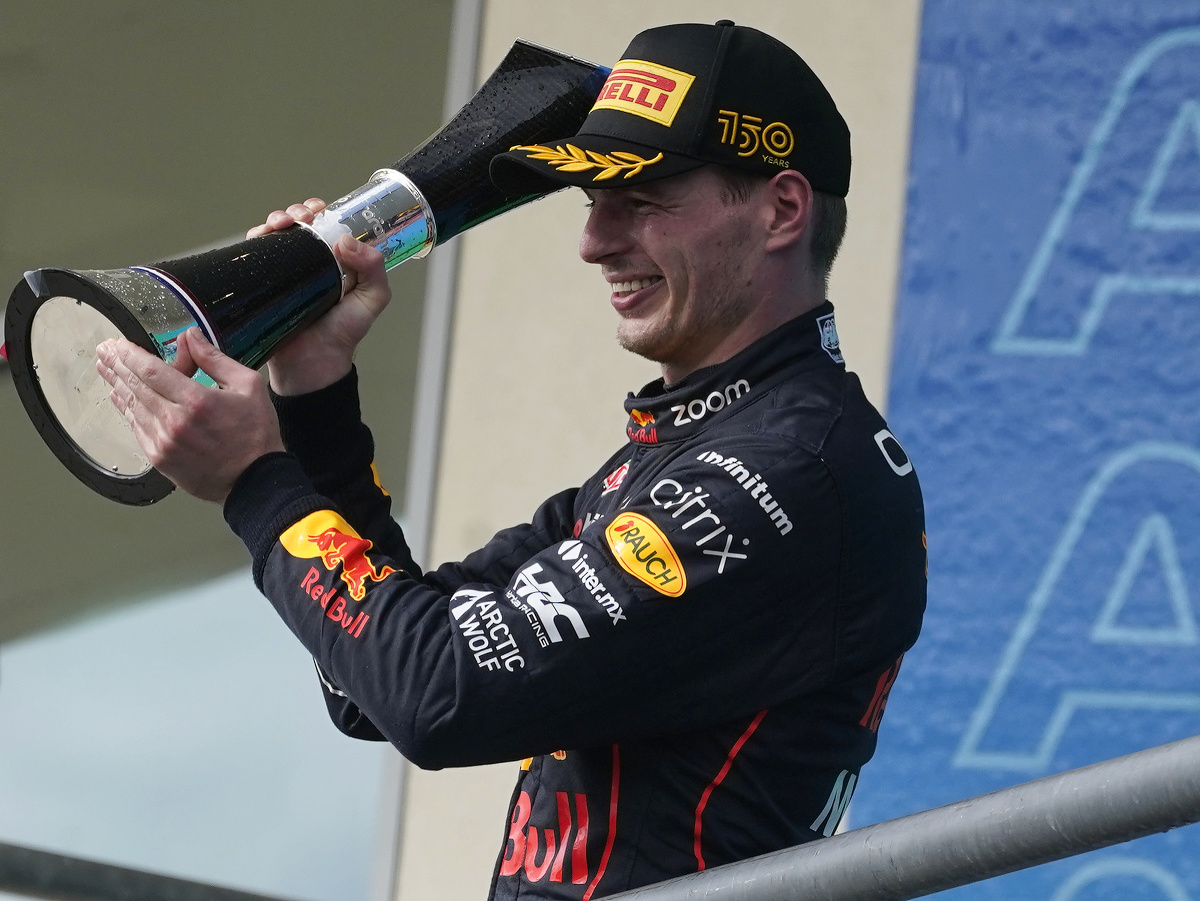 Max Verstappen z tímu Red Bull zvíťazil na Veľkej cene USA