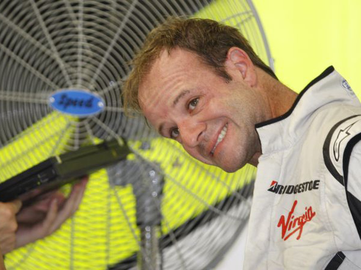Barrichello dominoval v prvom meranom tréningu
