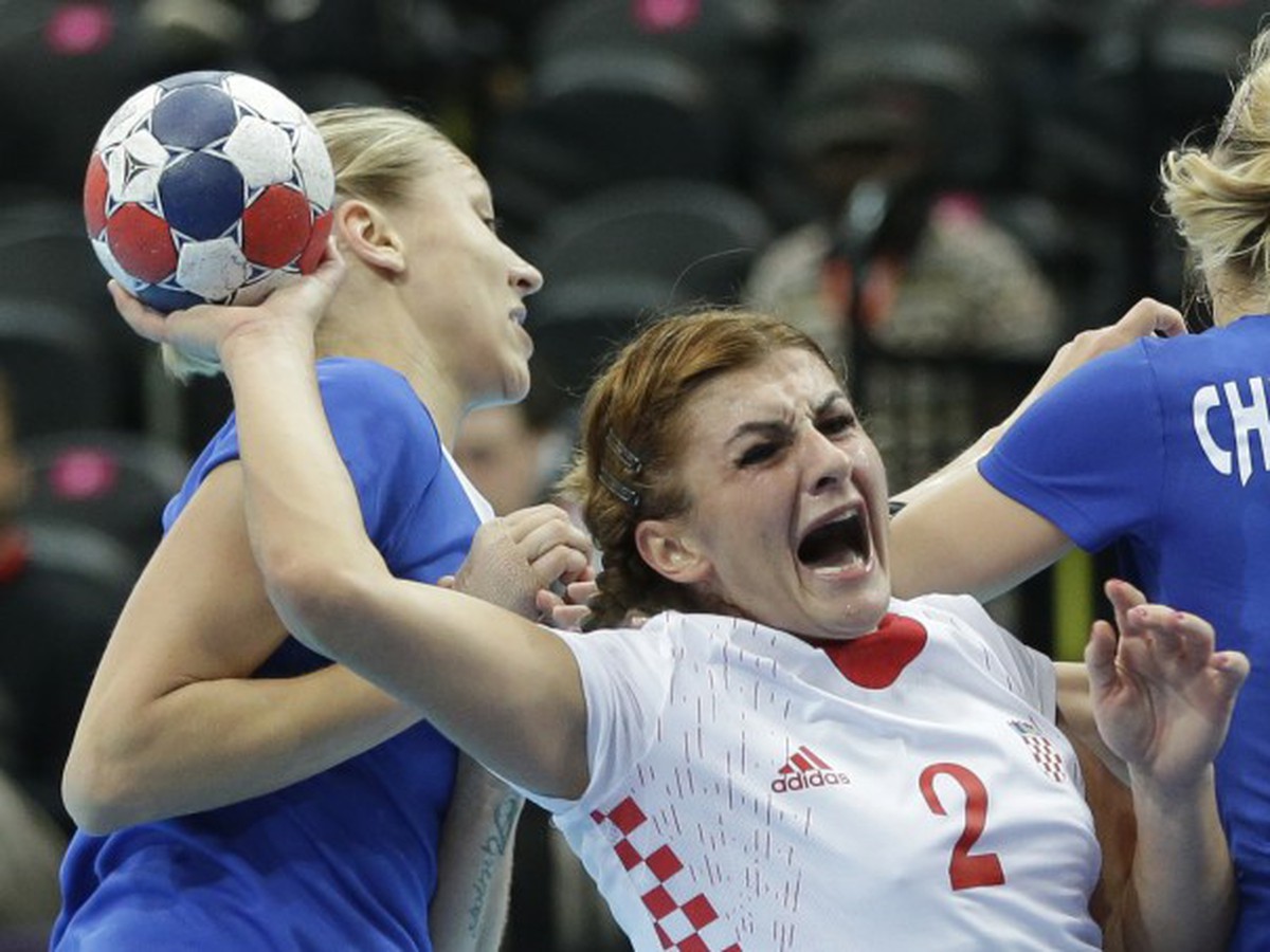Momentka zo zápasu Rusko - Chorvátsko