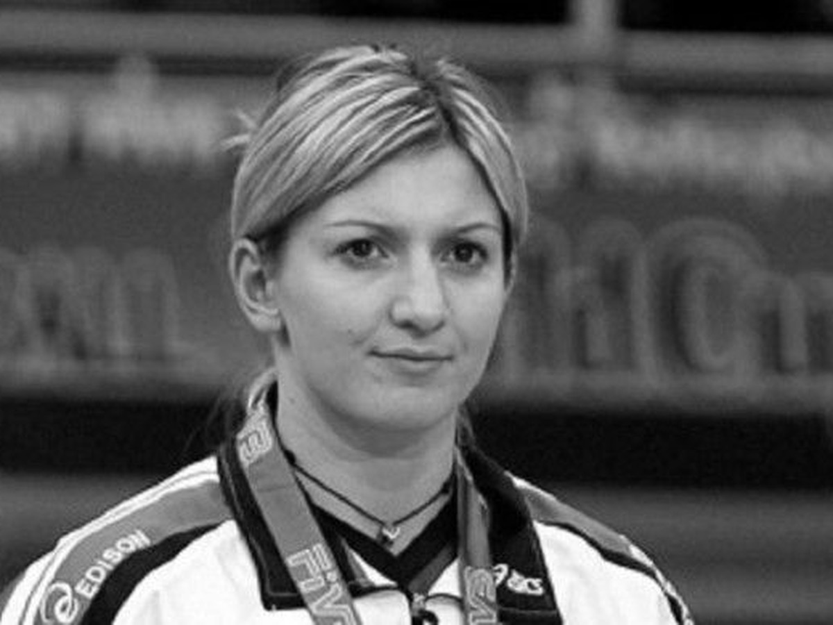 Sara Anzanellov