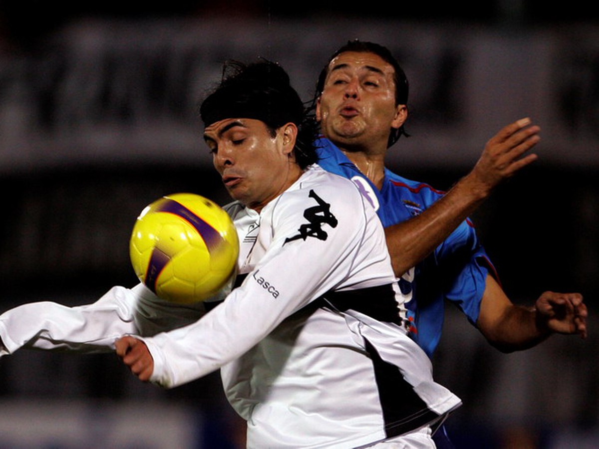Sergio Jauregui a Franco Mendoza