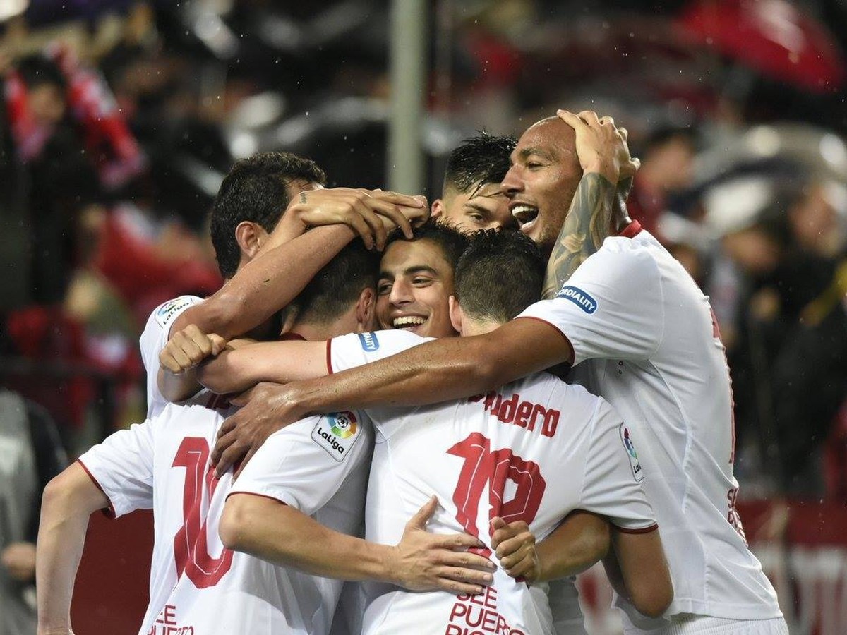 Radosť hráčov Sevilla FC