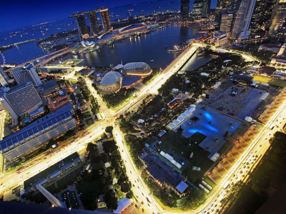 Okruh Marina Bay v Singapure je pripravený na víkendové preteky F1
