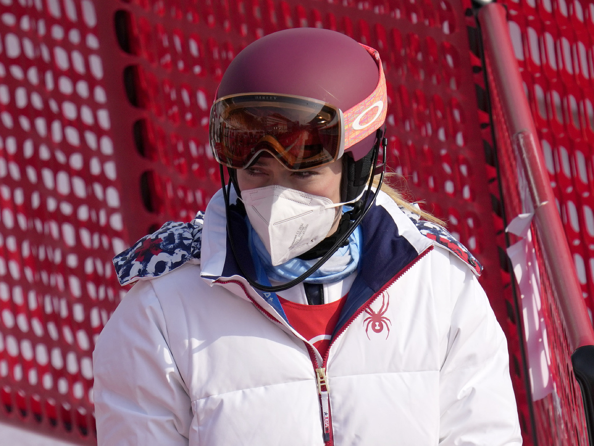 Mikaela Shiffrinová nedokončila prvé kolo slalomu na ZOH 2022