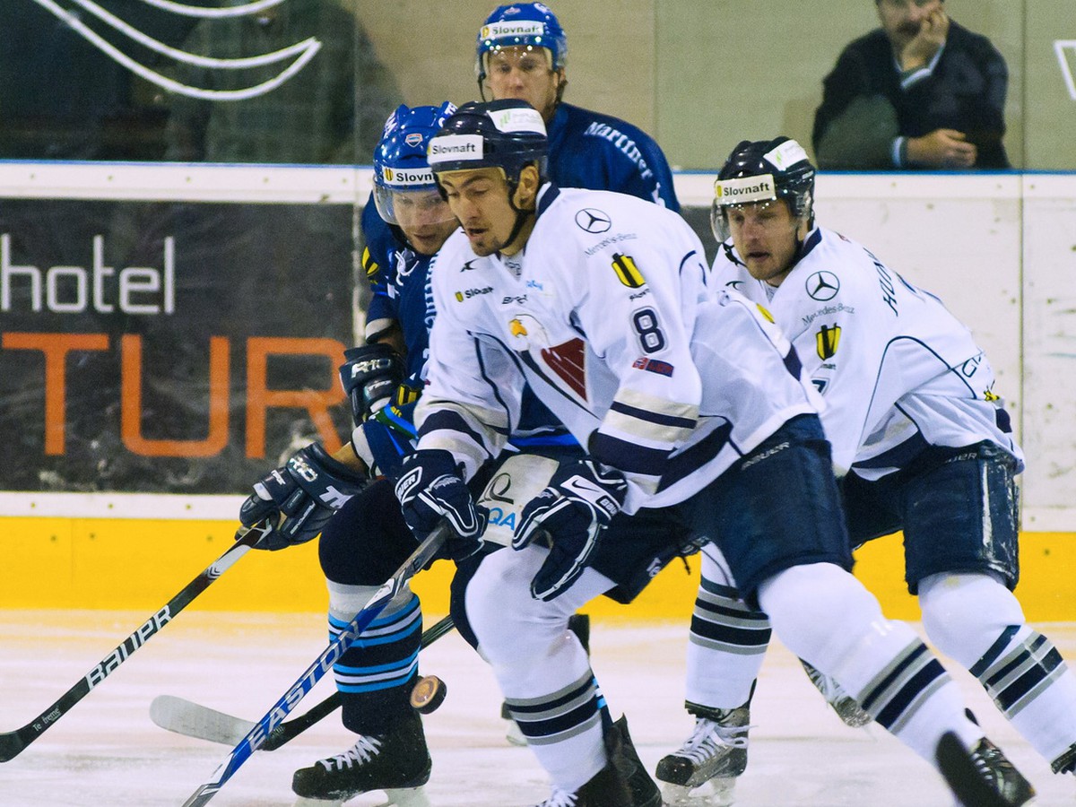 Miroslav Šatan v drese Slovana Bratislava