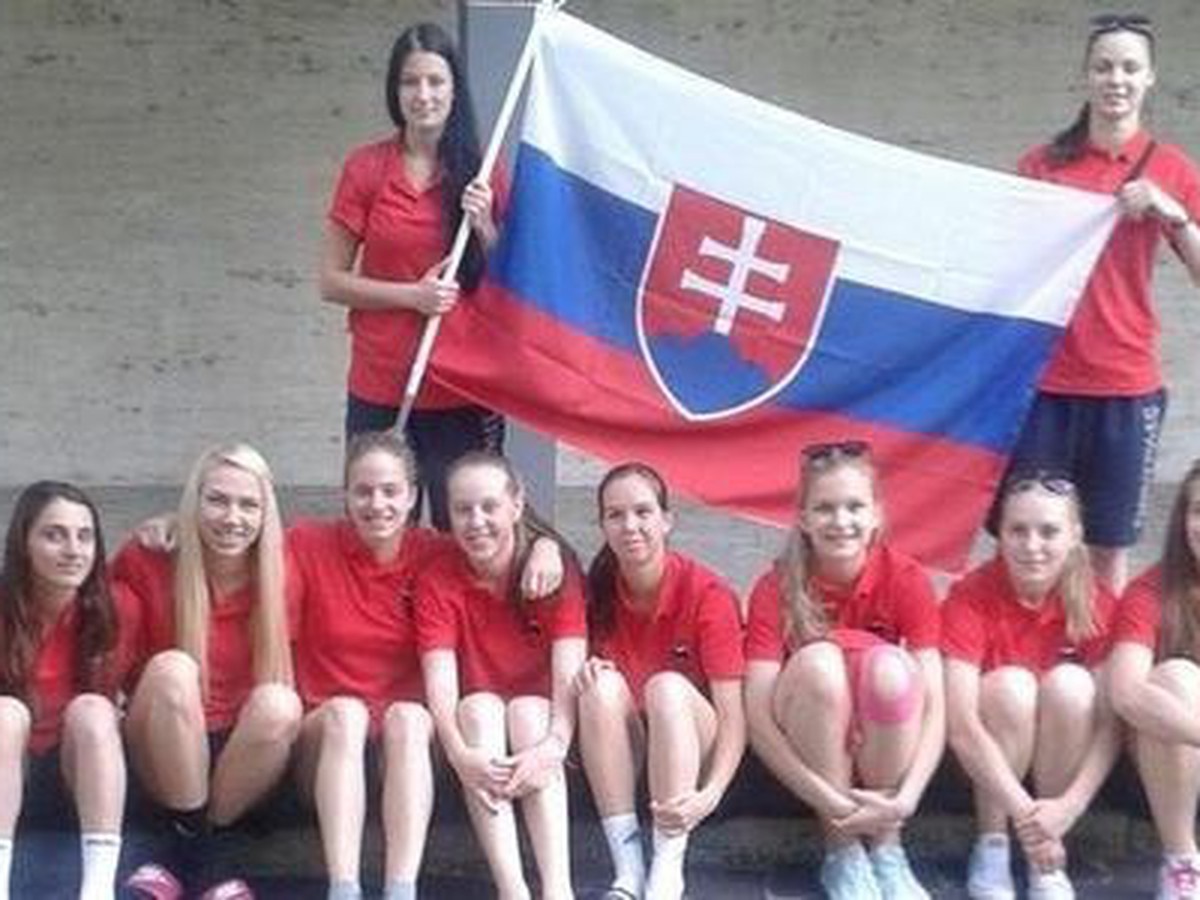 Mladé slovenské basketbalistky vo štvrťfinále nastúpia proti Francúzsku