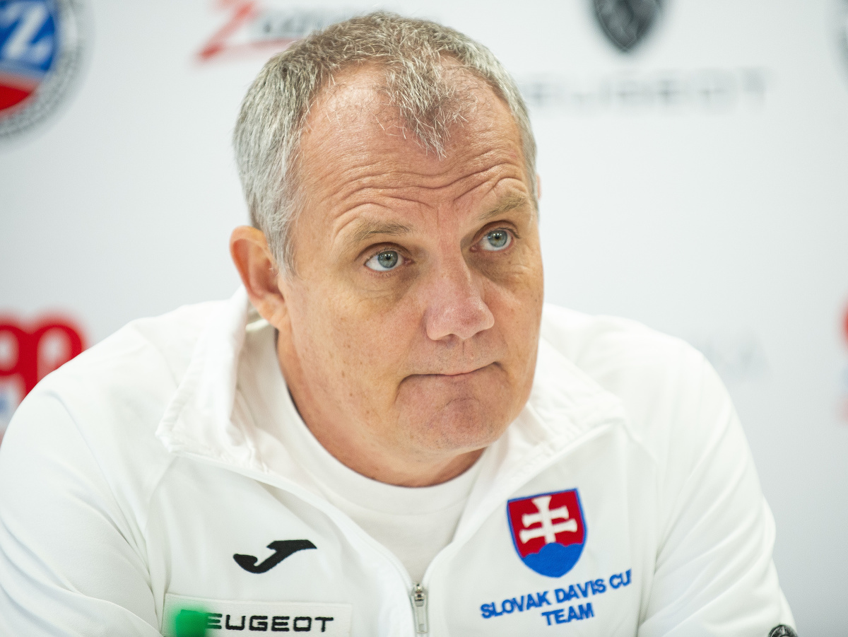 Na snímke kapitán slovenského daviscupového tímu Tibor Tóth