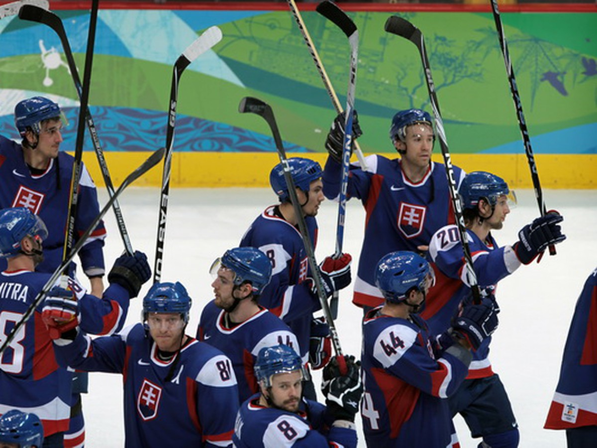 Slovenskí hokejisti si zahrajú o bronzovú medailu
