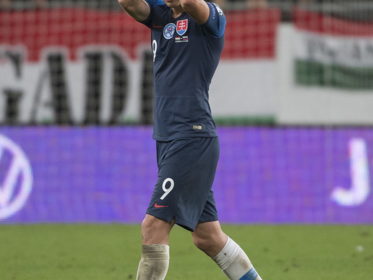 Róbert Boženík strieda v zápase v zápase kvalifikácie EURO 2020