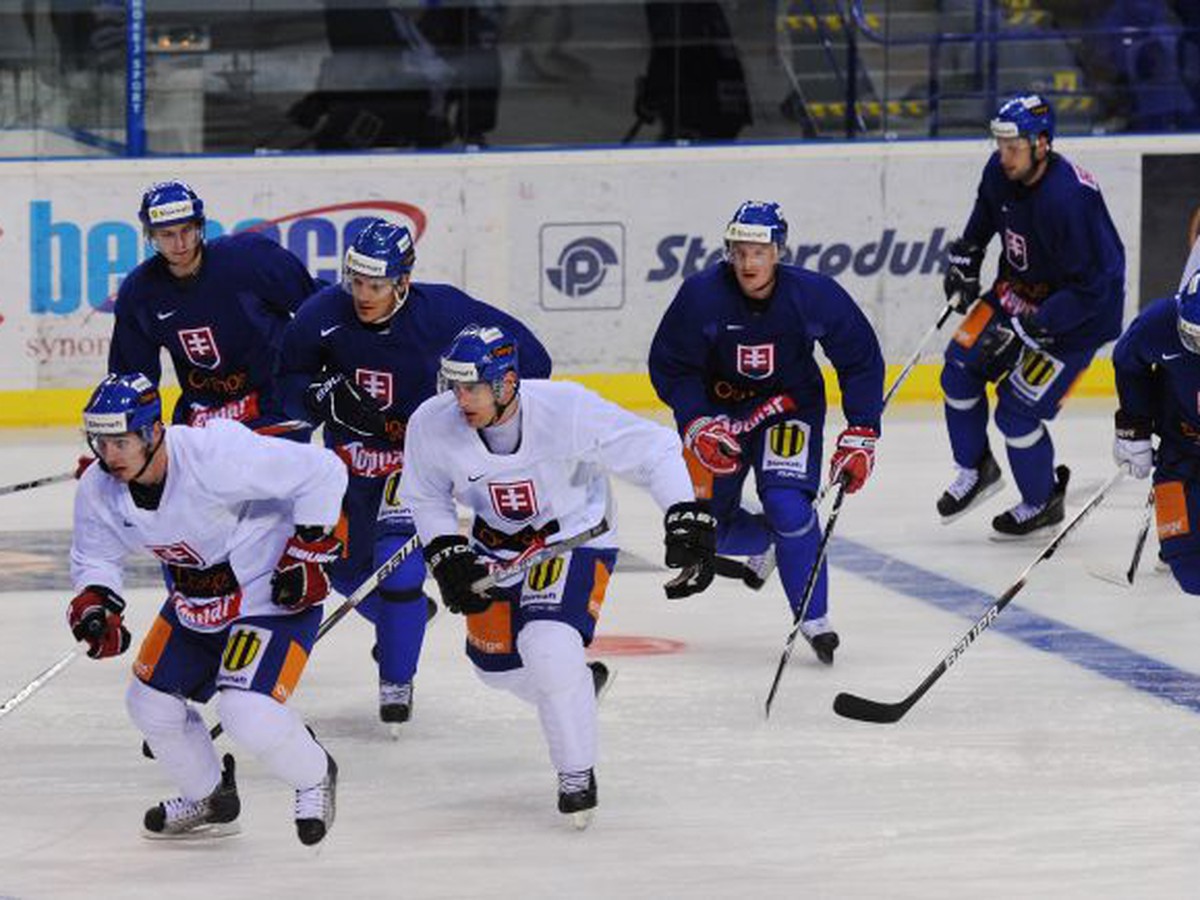 Slovenskí hokejisti trénujú v Košiciach
