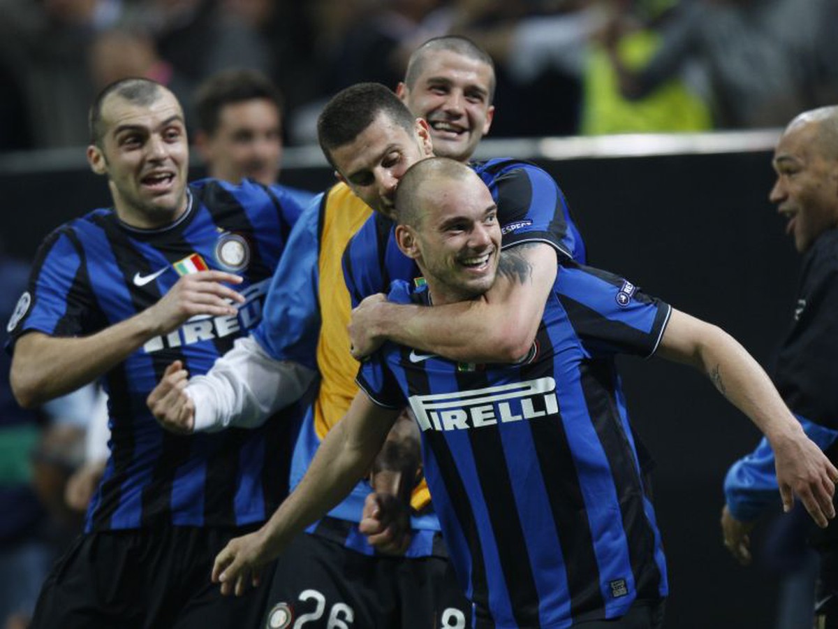 Wesley Sneijder sa takto tešil v prvom zápase